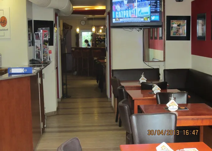 Hotel Altduesseldorf 3*