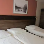 Altduesseldorf Hotel 3*