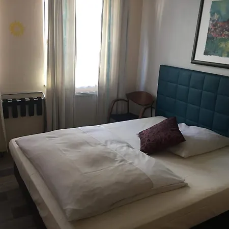 Altduesseldorf Hotel 3*