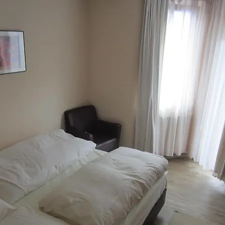 Altdüsseldorf 3* Düsseldorf